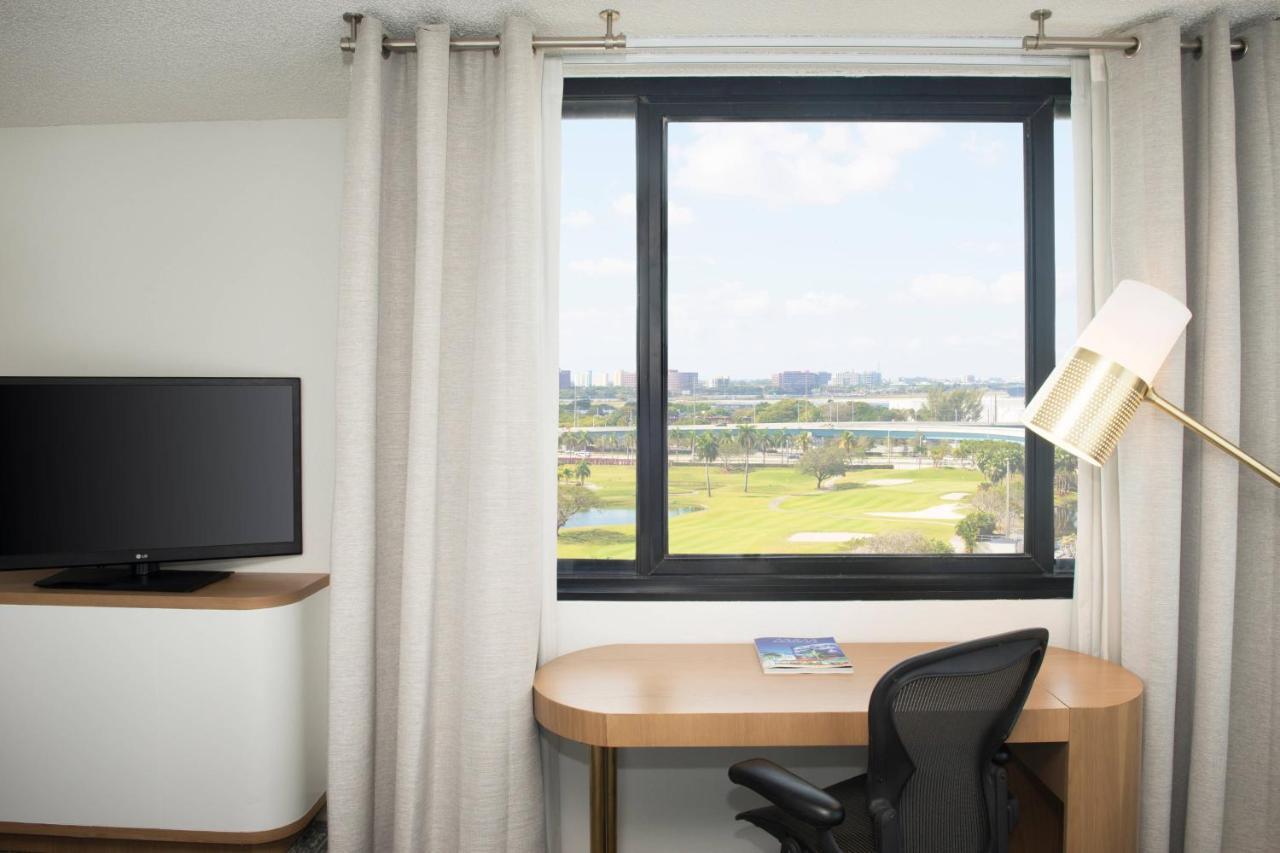 Sheraton Miami Airport Hotel And Executive Meeting Center Екстер'єр фото