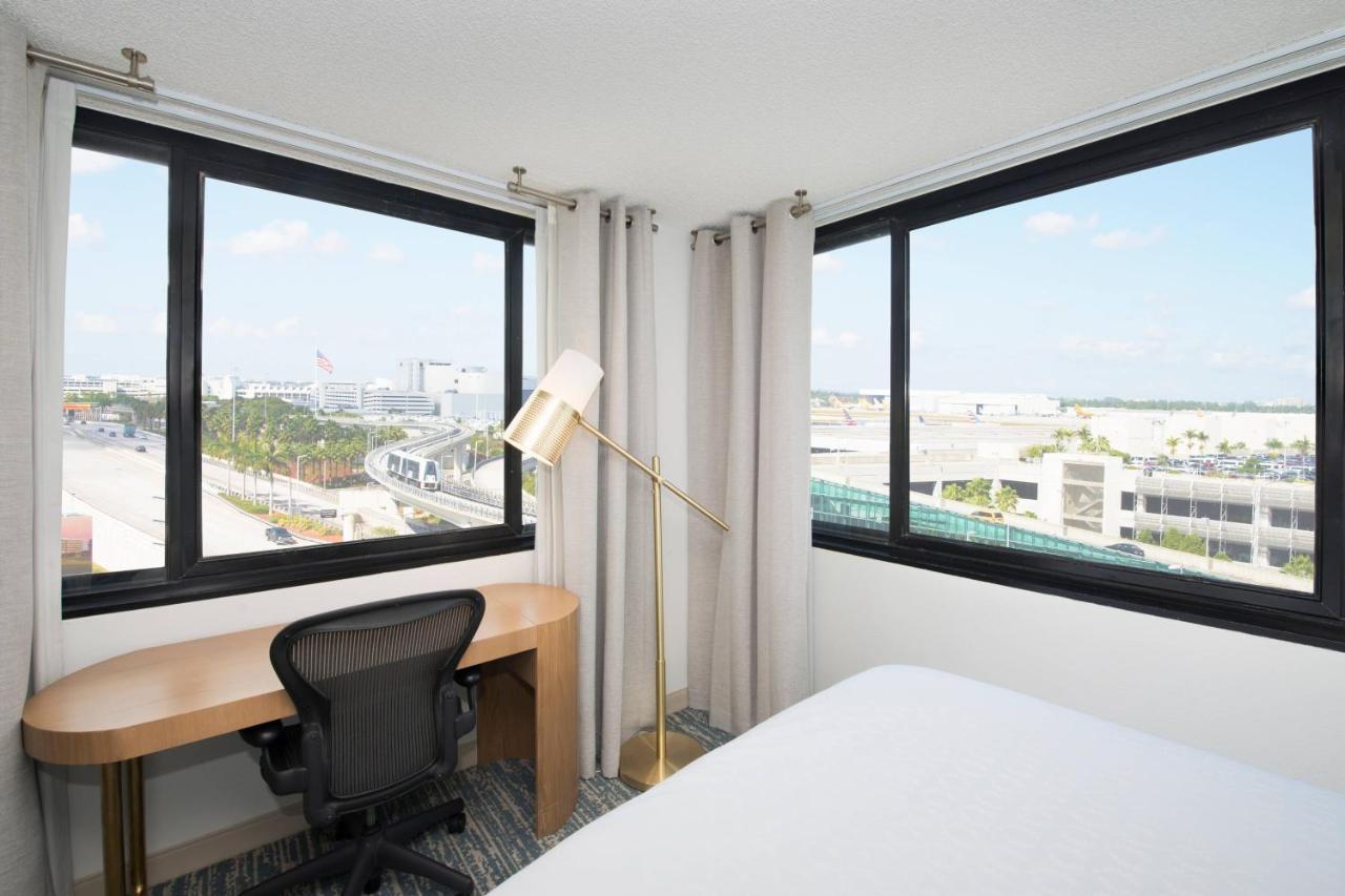 Sheraton Miami Airport Hotel And Executive Meeting Center Екстер'єр фото